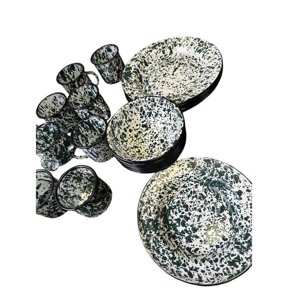32 CGS International Fine Enamel ware Green & White Splatter Plates Bowls Cups - Picture 1 of 7